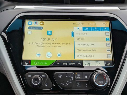 Used 2021 Chevrolet Bolt Premier w/ Infotainment Package image 27