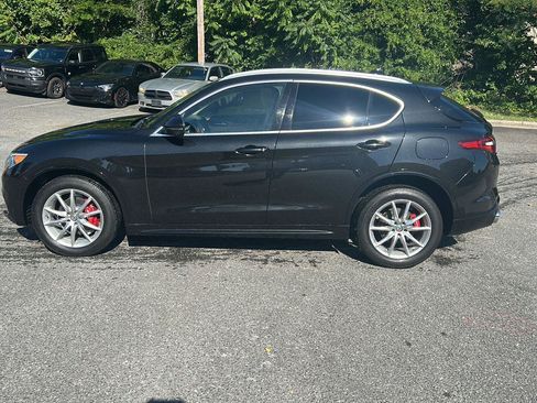 Used 2020 Alfa Romeo Stelvio Ti Lusso w/ Quick Order Package 22X Lusso AWD/4WD image 2