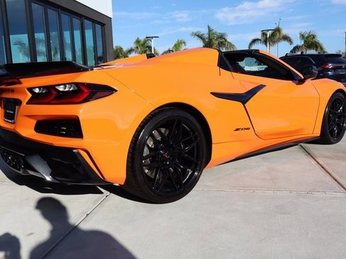 Used 2024 Chevrolet Corvette Z06 w/ Stealth Interior Trim Package image 45