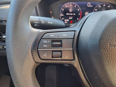 Used 2023 Honda Accord EX image 20
