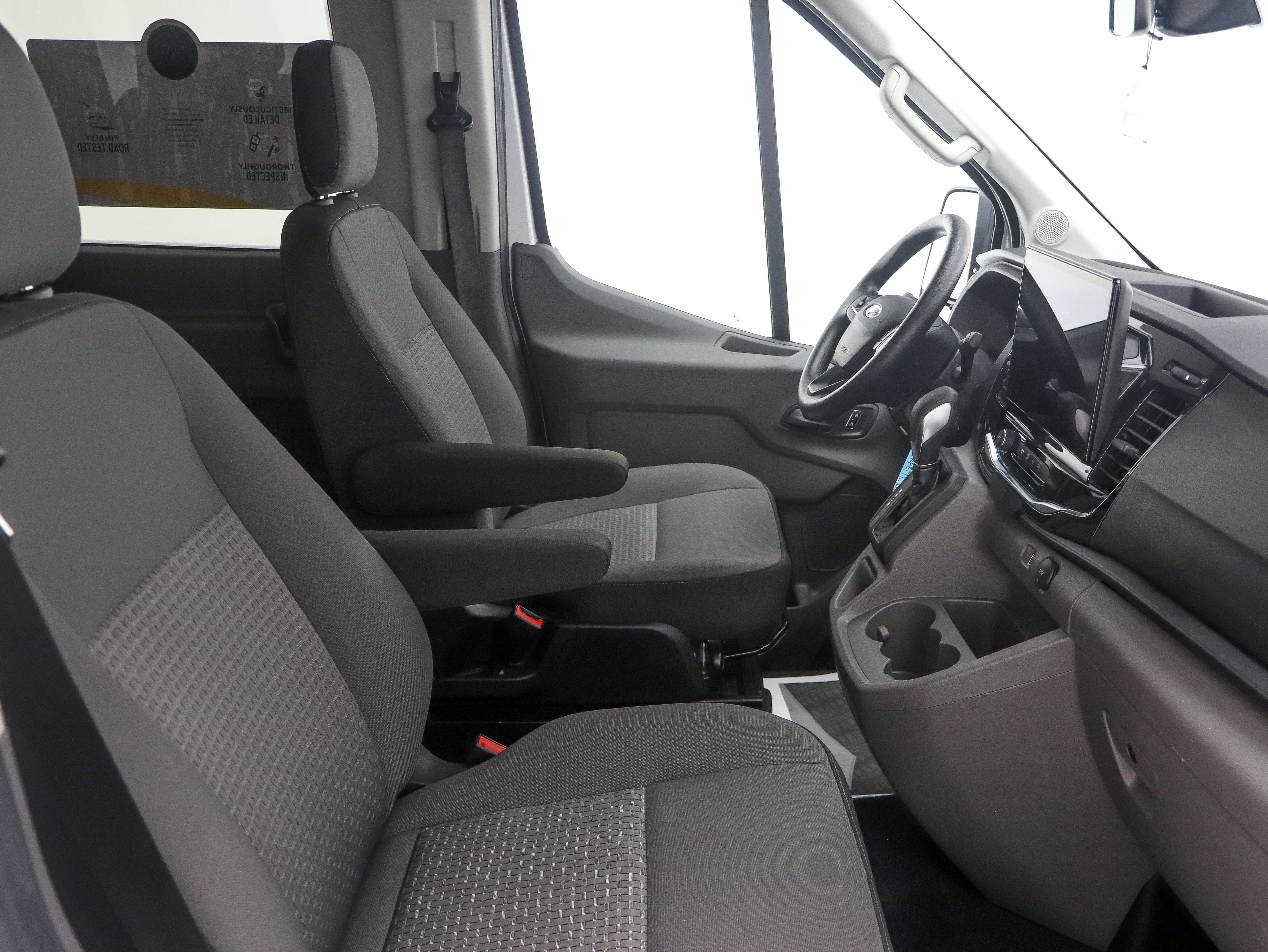 Used 2025 Ford Transit 350 XLT AWD/4WD image 18