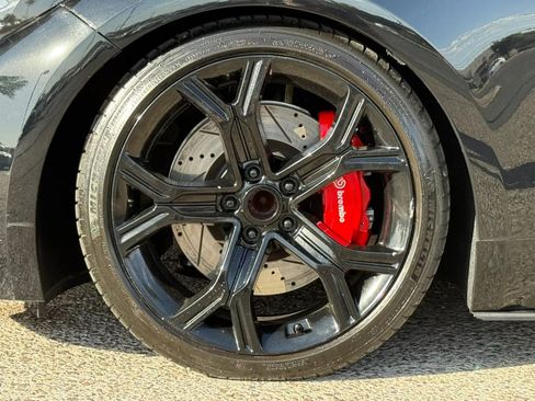 Used 2020 Kia Stinger GT1 RWD image 28