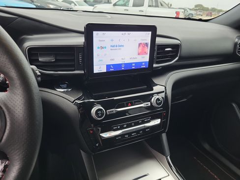 Used 2023 Ford Explorer ST-Line w/ Class IV Trailer Tow Package image 21