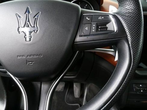 Used 2023 Maserati Ghibli Modena image 11