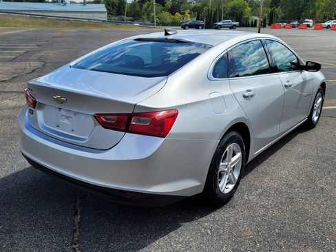 Used 2021 Chevrolet Malibu LS image 12