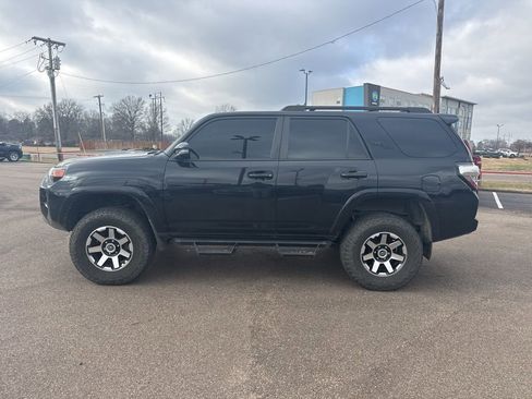 Used 2023 Toyota 4Runner TRD Off-Road Premium w/ Off Road Premium Plus Package image 5