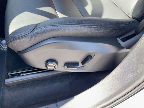 Certified 2024 Volvo XC90 B6 Plus image 13