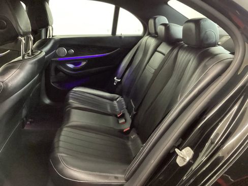Used 2017 Mercedes-Benz E 300 4MATIC image 12