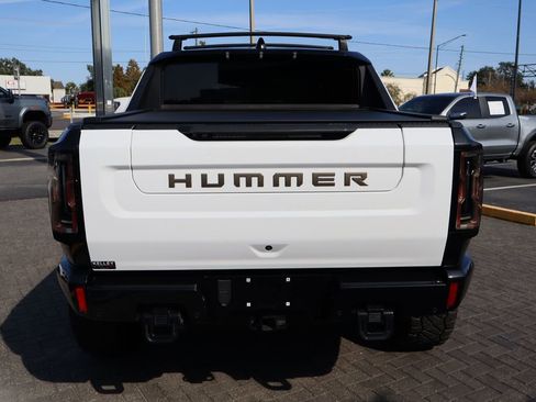 Certified 2022 GMC Hummer EV Edition 1 w/ LPO, Illumination Package image 7