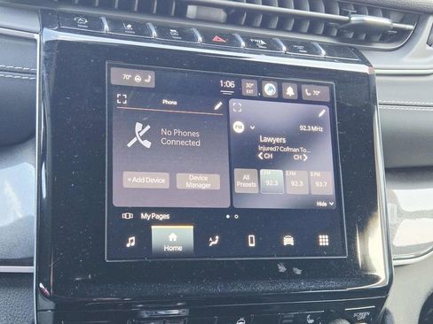 Used 2023 Jeep Grand Cherokee Altitude image 24