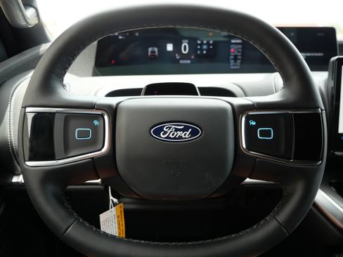 New 2027 Ford Expedition Platinum AWD/4WD image 24