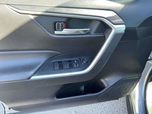 Used 2024 Toyota RAV4 XLE image 15