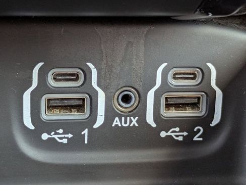 Used 2020 RAM 3500 Limited image 32