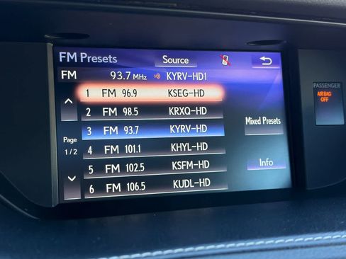 Used 2018 Lexus ES 350 w/ Luxury Package w/Wood Trim FWD image 19