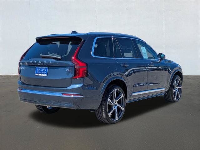 Used 2025 Volvo XC90 B6 Ultra w/ Lounge Package AWD/4WD image 5