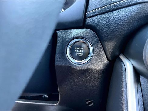 Used 2025 Toyota RAV4 XLE Premium image 34