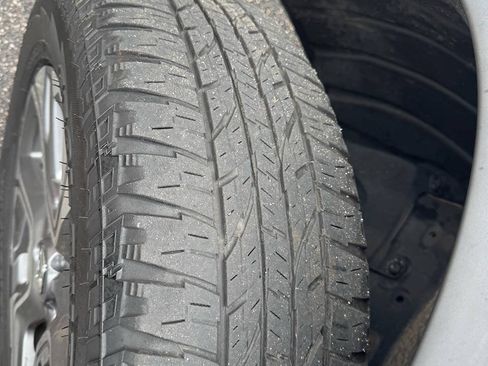 Used 2017 Honda CR-V EX image 28