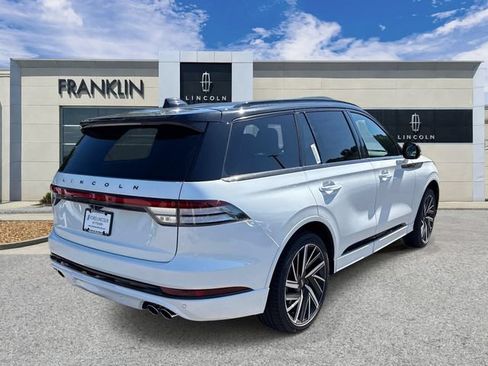 New 2026 Lincoln Aviator Black Label w/ Black Label Special Edition AWD/4WD image 7