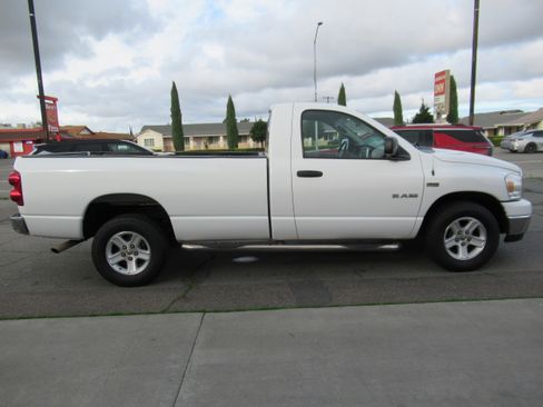 Used 2008 Dodge Ram 1500 Truck SLT image 5