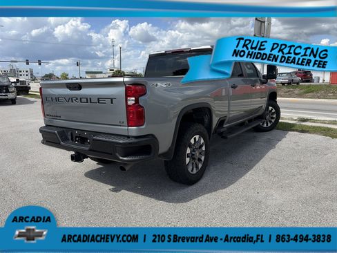 Used 2024 Chevrolet Silverado 2500 Custom w/ Custom Value Package AWD/4WD image 4