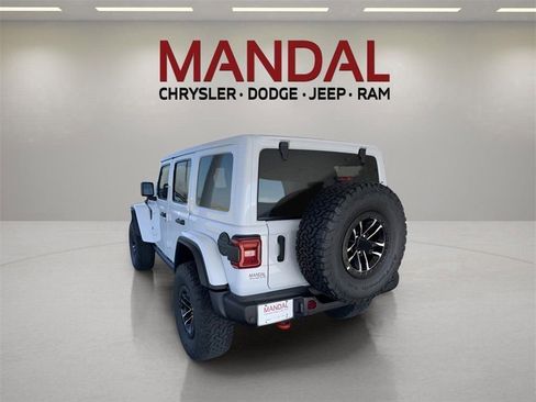 New 2025 Jeep Wrangler Unlimited Rubicon image 8