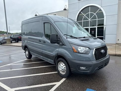 Used 2022 Ford Transit 150 Medium Roof AWD image 2