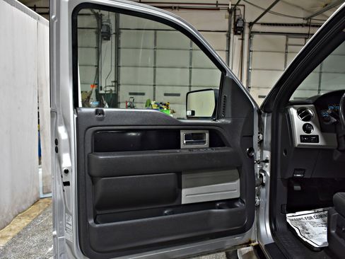 Used 2010 Ford F150 XL image 9