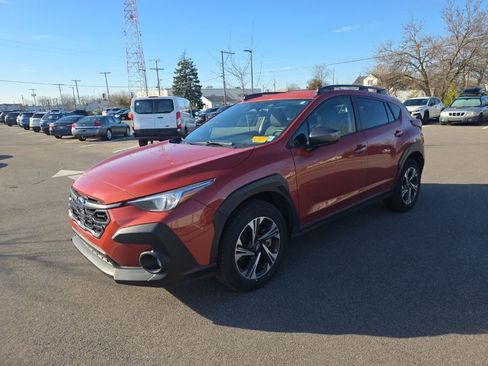 Used 2024 Subaru Crosstrek 2.0i Premium image 4