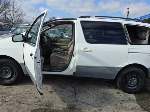 Used 1999 Toyota Sienna XLE image 3