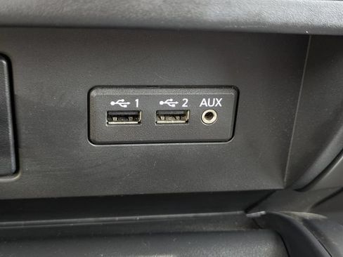 Used 2019 Nissan Titan Platinum Reserve w/ Platinum Utility Package AWD/4WD image 26