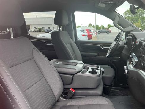 Used 2022 GMC Sierra 1500 SLE AWD/4WD image 26
