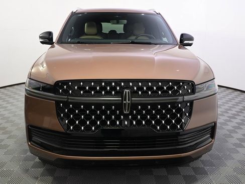 New 2026 Lincoln Navigator Black Label AWD/4WD image 10