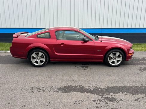 Used 2007 Ford Mustang GT RWD image 4