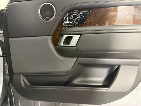 Used 2021 Land Rover Range Rover Westminster Edition image 31