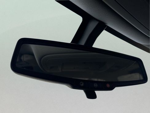 Used 2018 Chevrolet Silverado 1500 LT w/ All Star Edition image 32