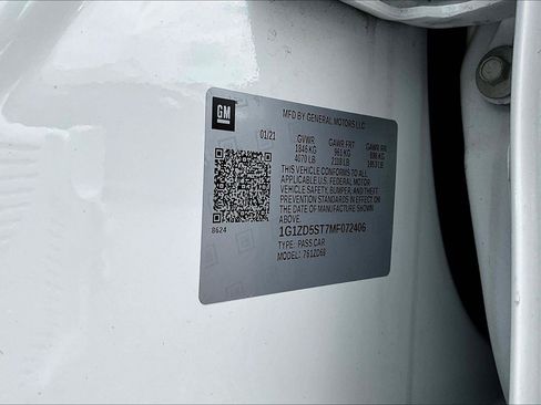 Certified 2021 Chevrolet Malibu LT image 17