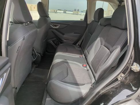 Used 2021 Subaru Forester Premium image 16