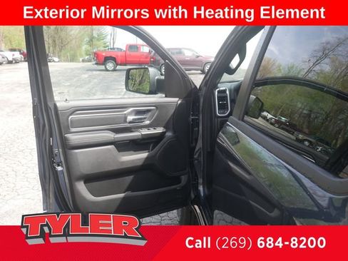 New 2026 RAM 1500 4x4 Crew Cab image 21