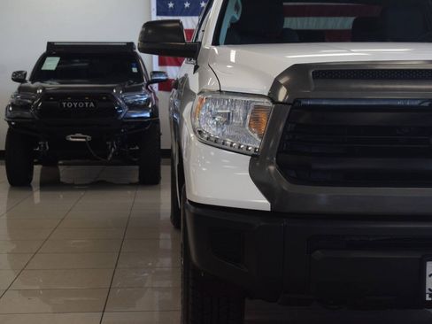 Used 2016 Toyota Tundra SR AWD/4WD image 11