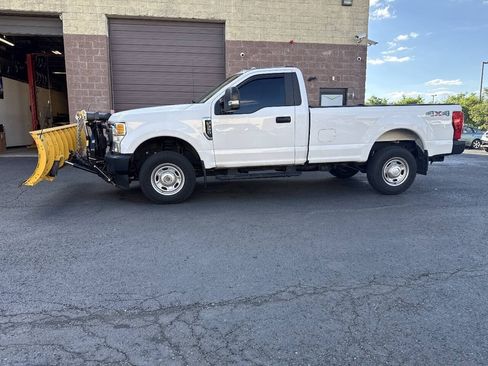 Used 2020 Ford F250 XL w/ Power Equipment Group AWD/4WD image 2