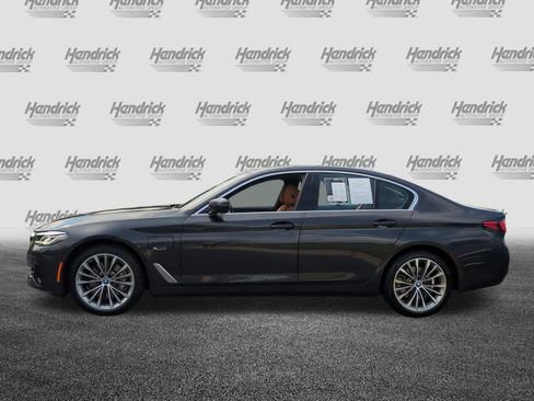 Certified 2023 BMW 530e xDrive w/ Executive Package AWD/4WD image 7