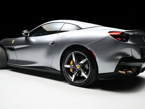Used 2022 Ferrari Portofino M RWD image 36
