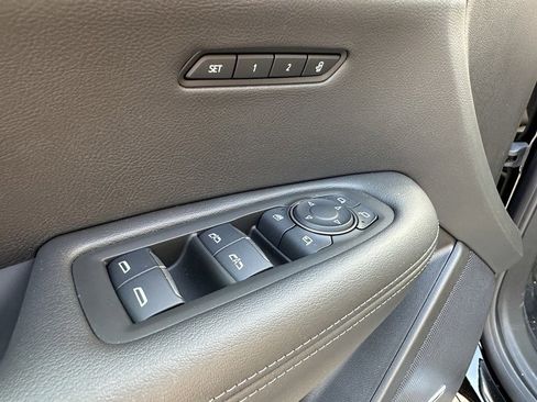 New 2025 Cadillac XT6 Sport w/ Technology Package image 19