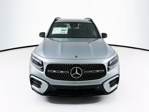New 2026 Mercedes-Benz GLB 250 image 2