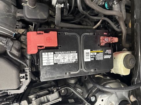 Used 2018 Toyota Camry LE image 22