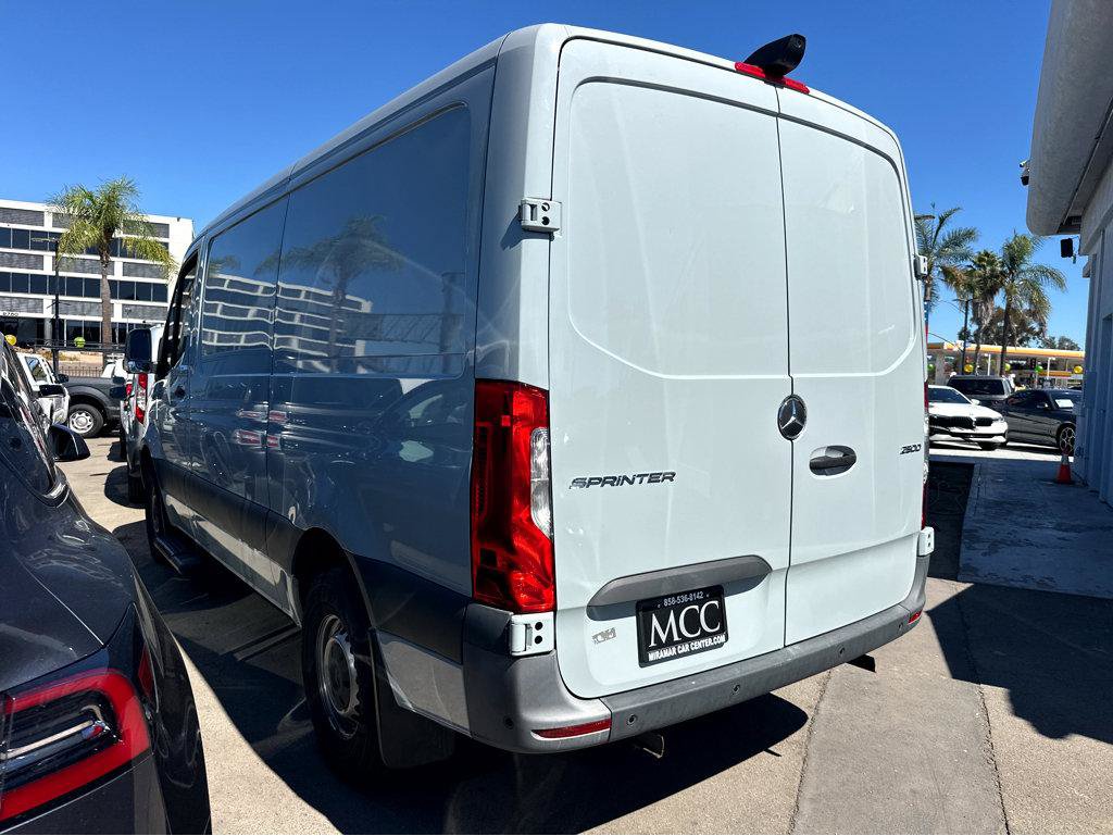 Used 2024 Mercedes-Benz Sprinter 2500 w/ Parking Package image 3