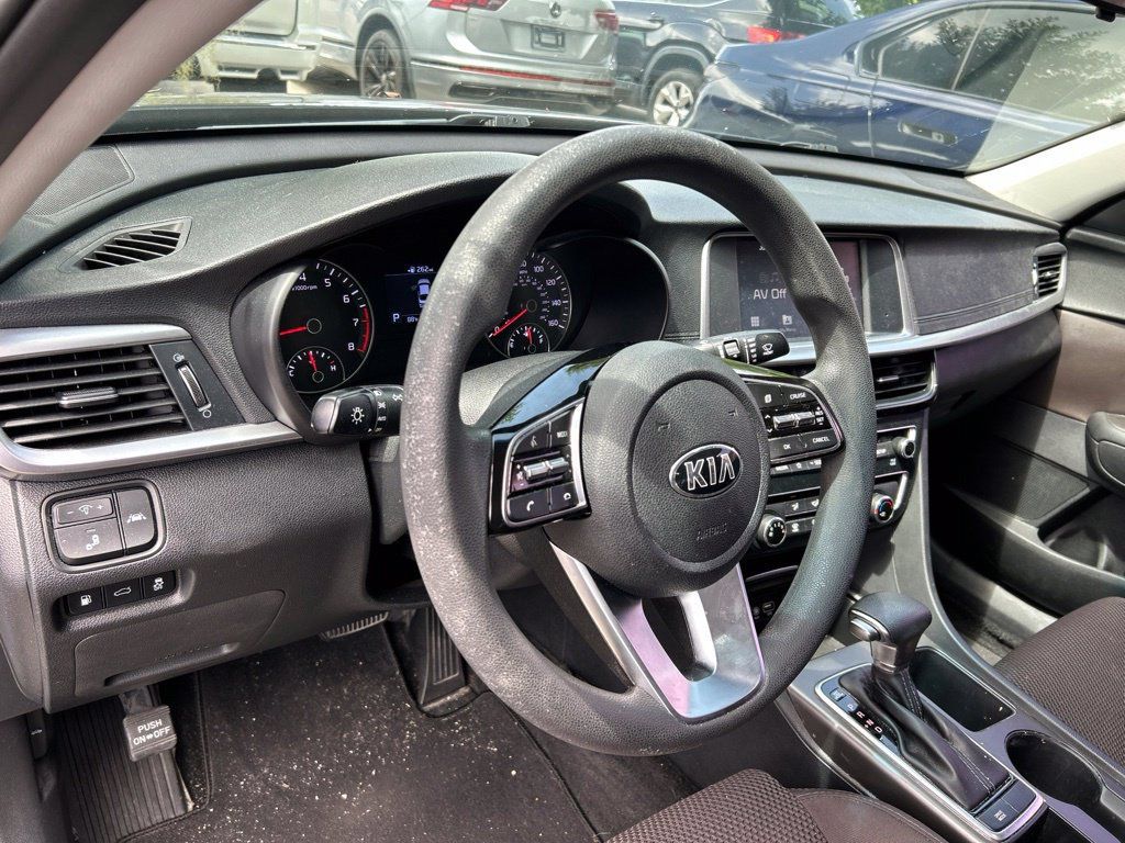 Used 2020 Kia Optima LX FWD image 21