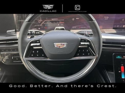 Certified 2025 Cadillac Escalade ESV Sport AWD/4WD image 15