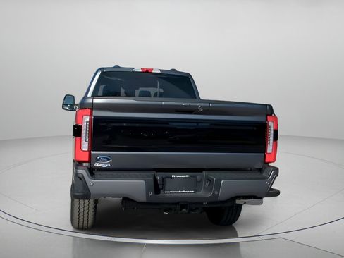 New 2026 Ford F350 Platinum w/ FX4 Off-Road Package image 25