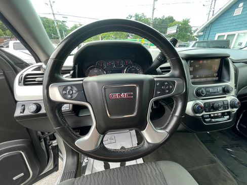 Used 2015 GMC Yukon SLE w/ HD Trailering Package AWD/4WD image 17